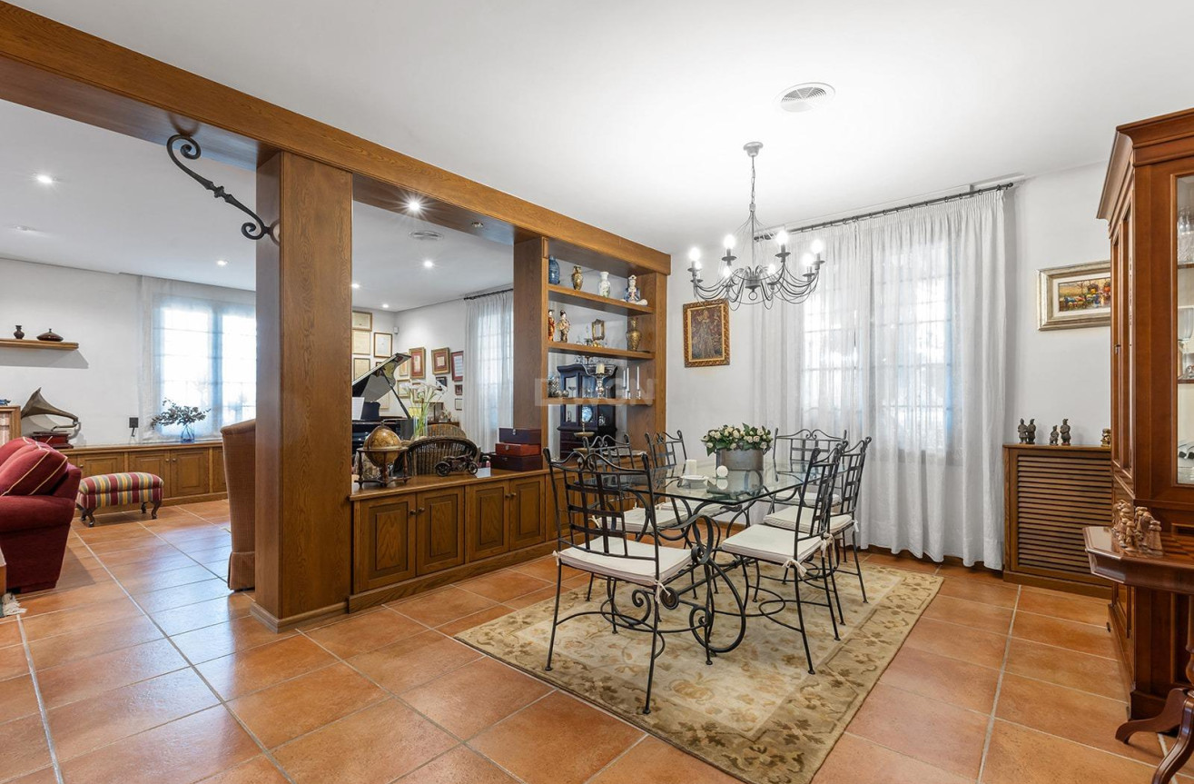 Odsprzedaż - Villa - Torrevieja - La Veleta