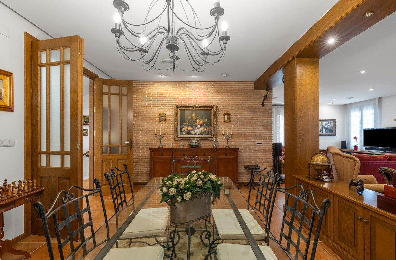 Odsprzedaż - Villa - Torrevieja - La Veleta