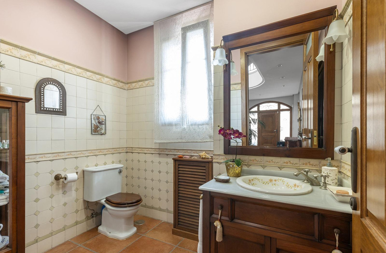 Odsprzedaż - Villa - Torrevieja - La Veleta