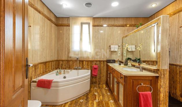 Odsprzedaż - Villa - Torrevieja - La Veleta