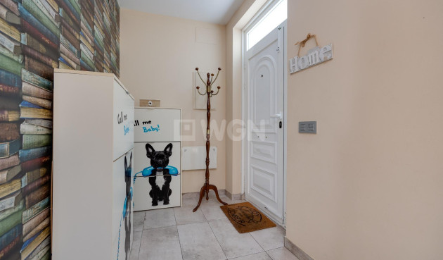 Odsprzedaż - Kamienica - Torrevieja - Centro