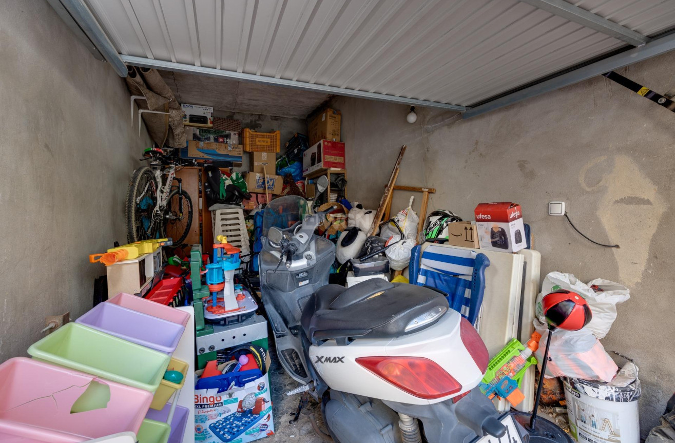 Odsprzedaż - Kamienica - Torrevieja - Centro