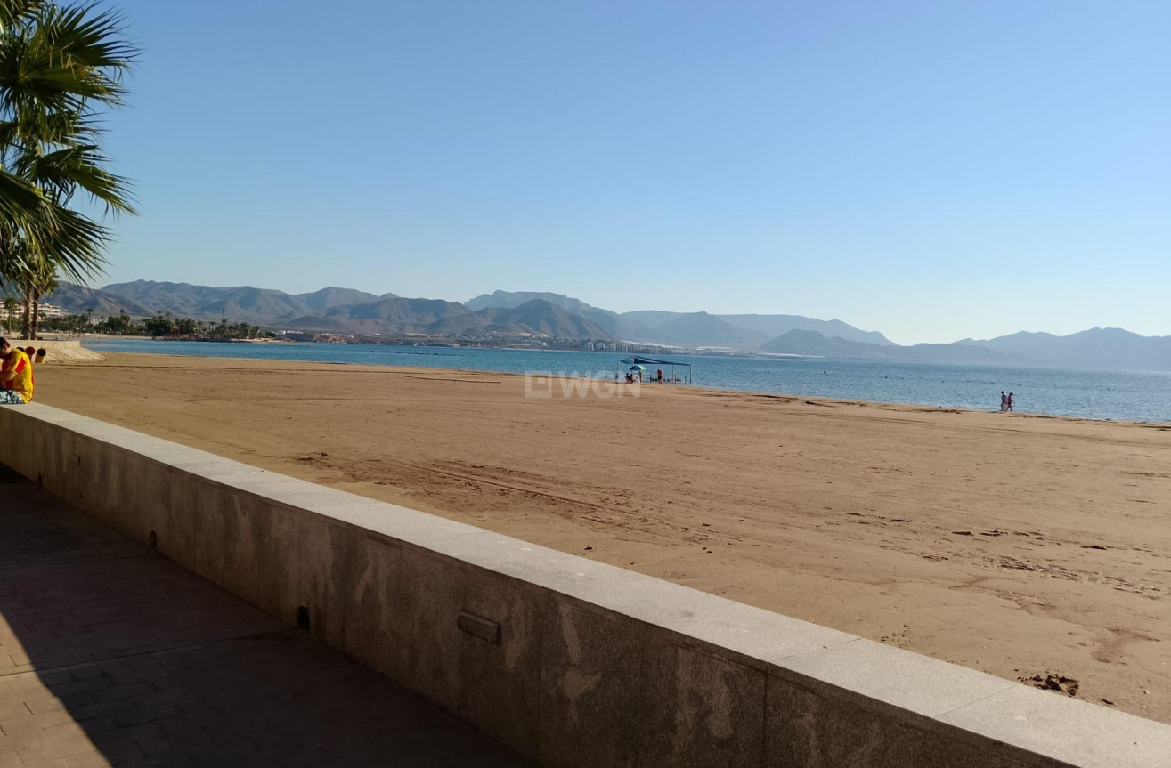 Resale - Apartment / flat - Puerto de Mazarron - Paseo