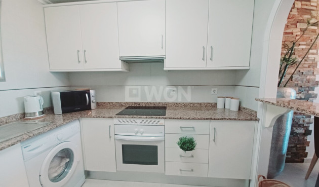 Odsprzedaż - Mieszkanie w bloku - Sucina - Inland