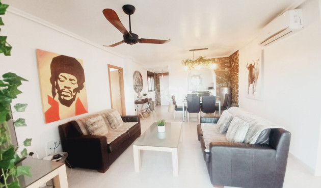 Odsprzedaż - Mieszkanie w bloku - Sucina - Inland