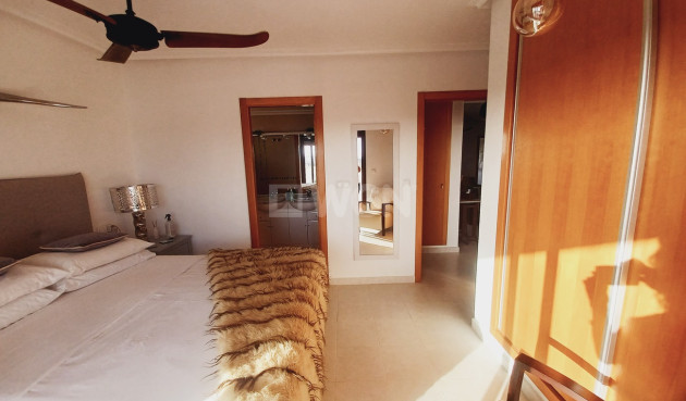 Odsprzedaż - Mieszkanie w bloku - Sucina - Inland