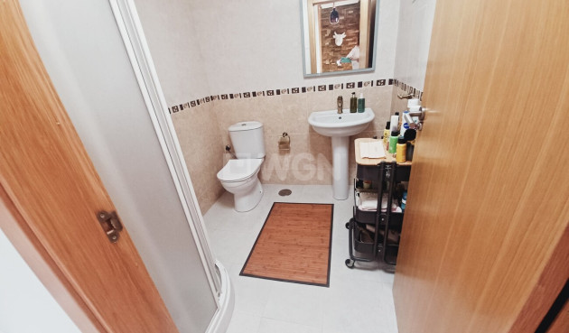 Odsprzedaż - Mieszkanie w bloku - Sucina - Inland