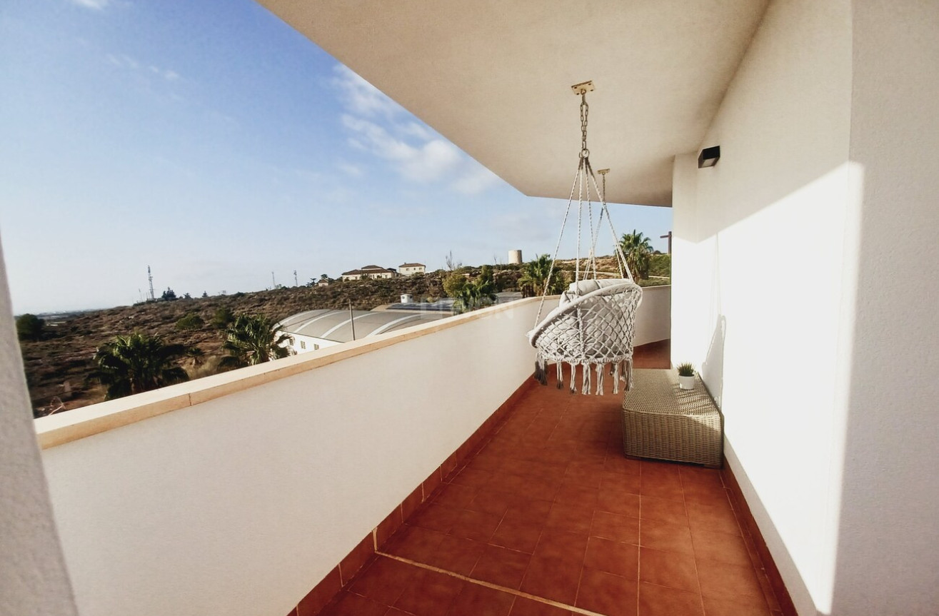 Odsprzedaż - Mieszkanie w bloku - Sucina - Inland