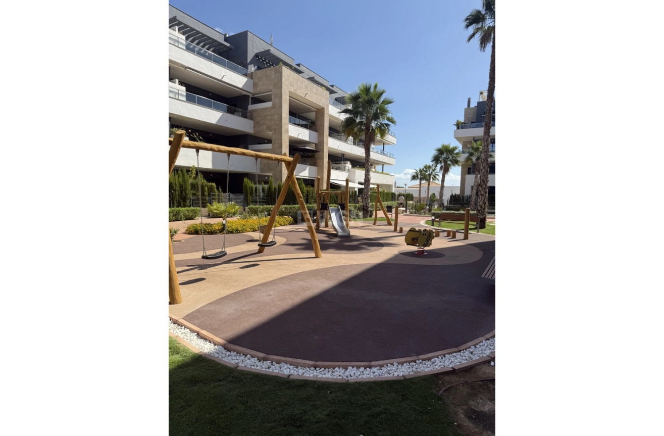 Reventa - Apartamento / piso - Playa Flamenca - Costa Blanca