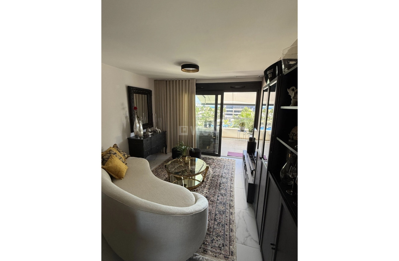 Reventa - Apartamento / piso - Playa Flamenca - Costa Blanca