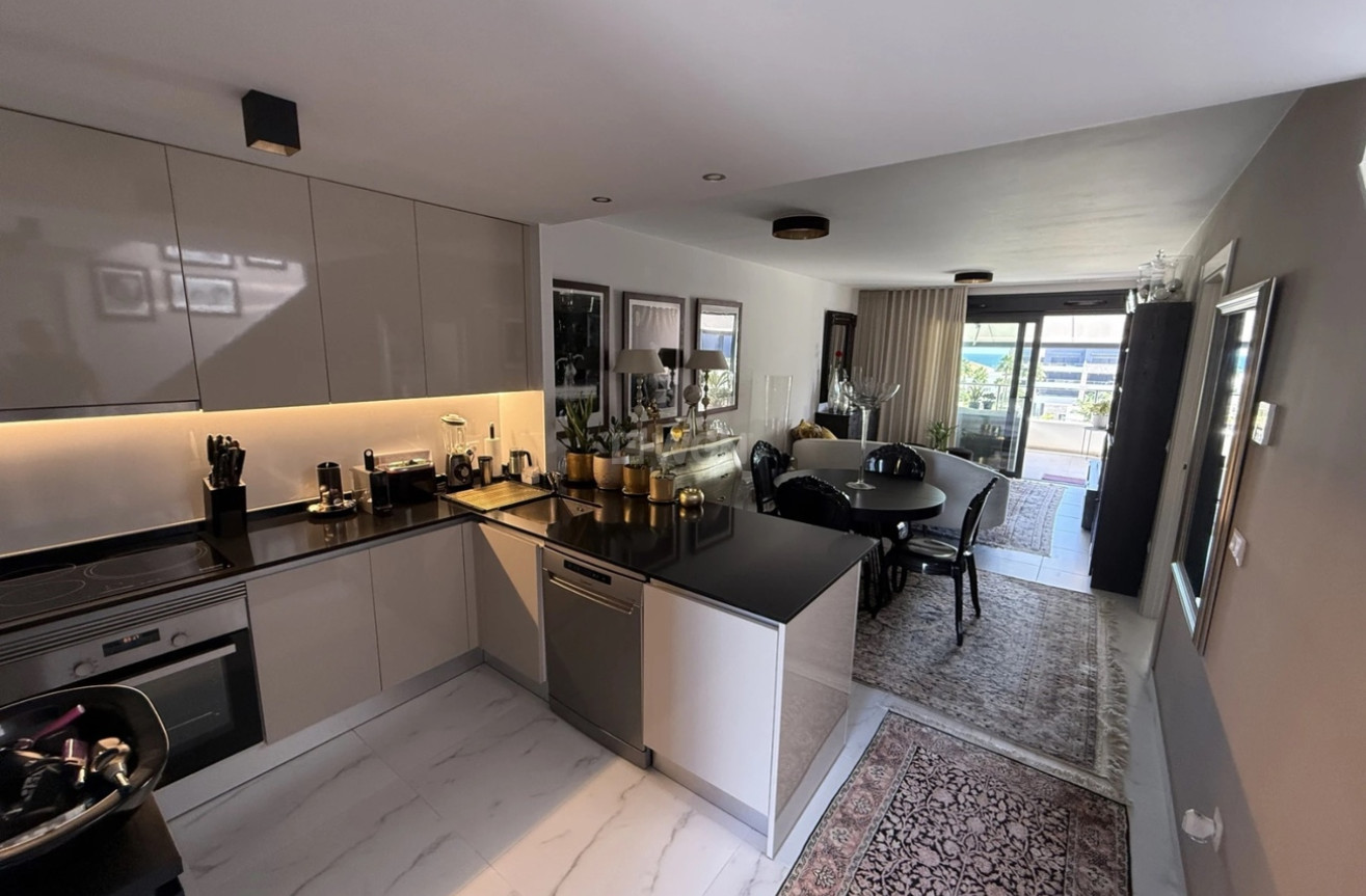 Reventa - Apartamento / piso - Playa Flamenca - Costa Blanca