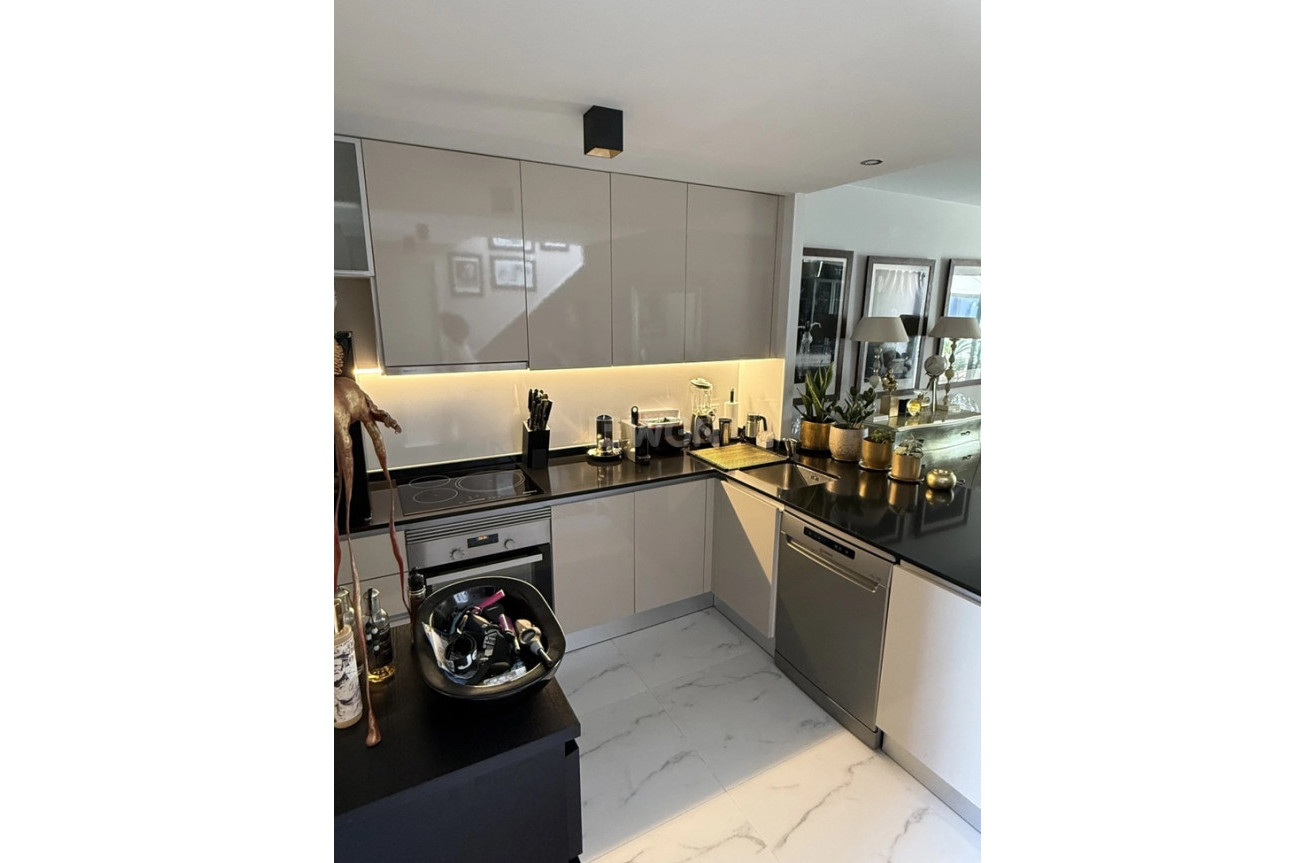 Reventa - Apartamento / piso - Playa Flamenca - Costa Blanca