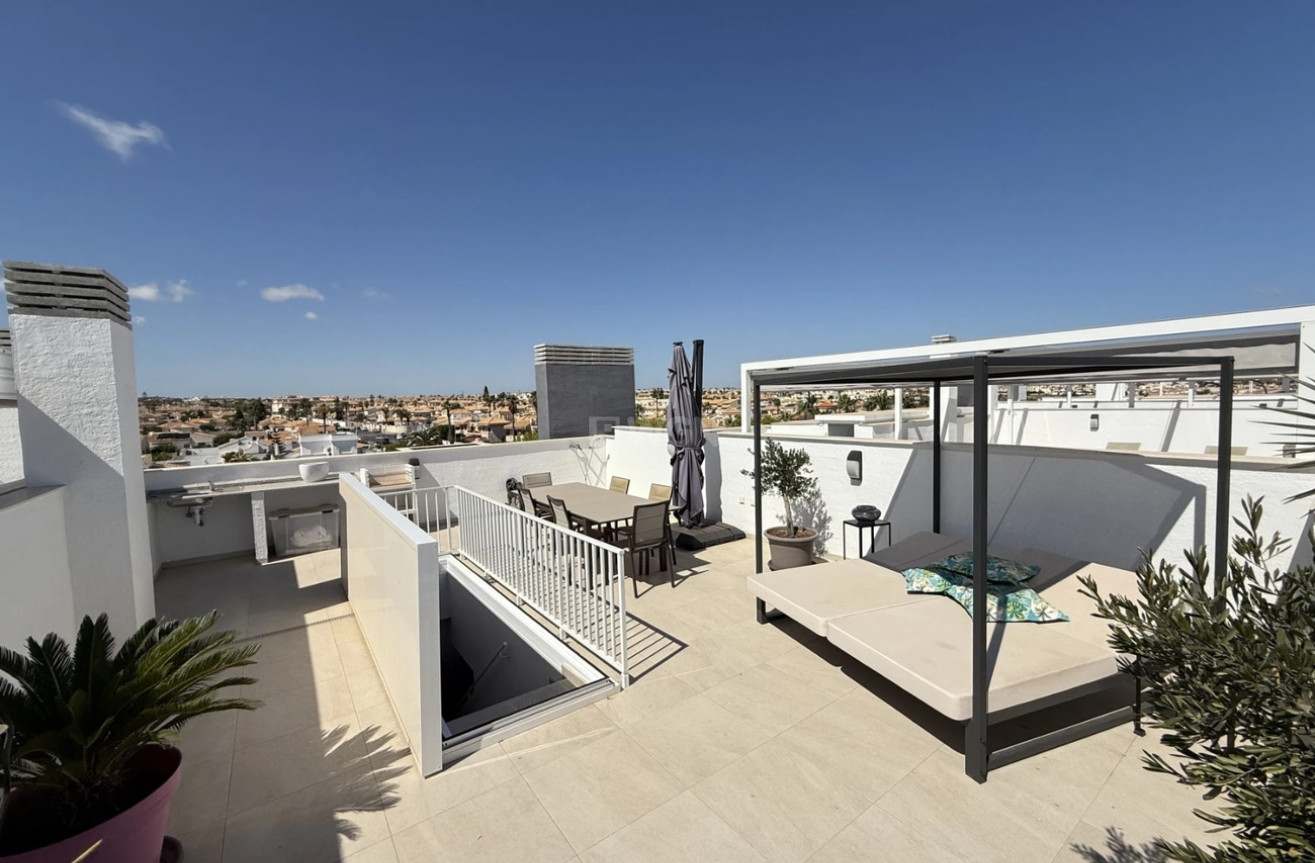 Reventa - Apartamento / piso - Playa Flamenca - Costa Blanca