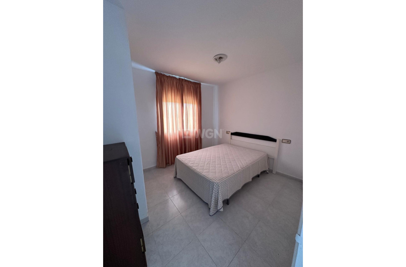 Resale - Bungalow - Torrevieja