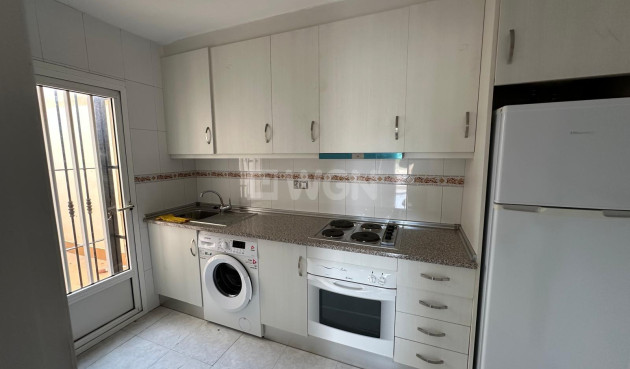 Resale - Bungalow - Torrevieja