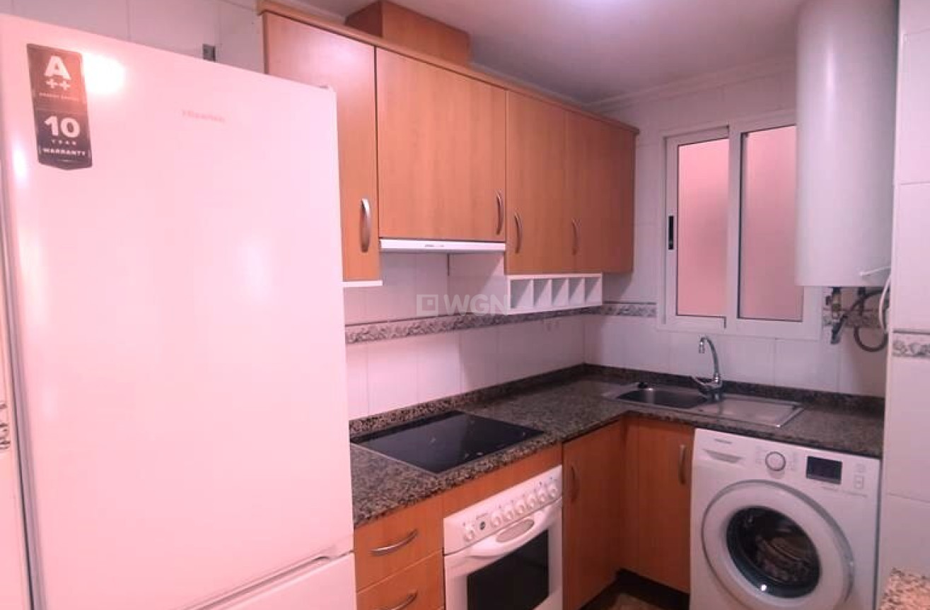 Odsprzedaż - Mieszkanie w bloku - Torrevieja - El Molino