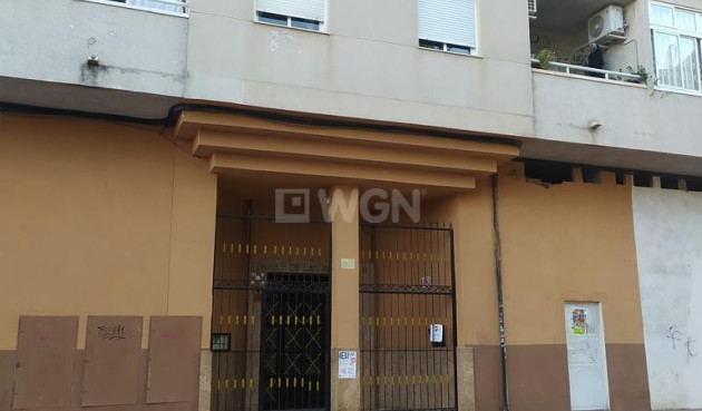 Odsprzedaż - Mieszkanie w bloku - Torrevieja - El Molino