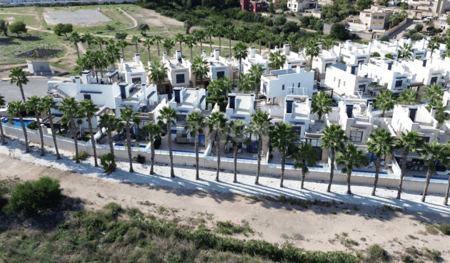 Resale - Villa - Orihuela Costa - Costa Blanca