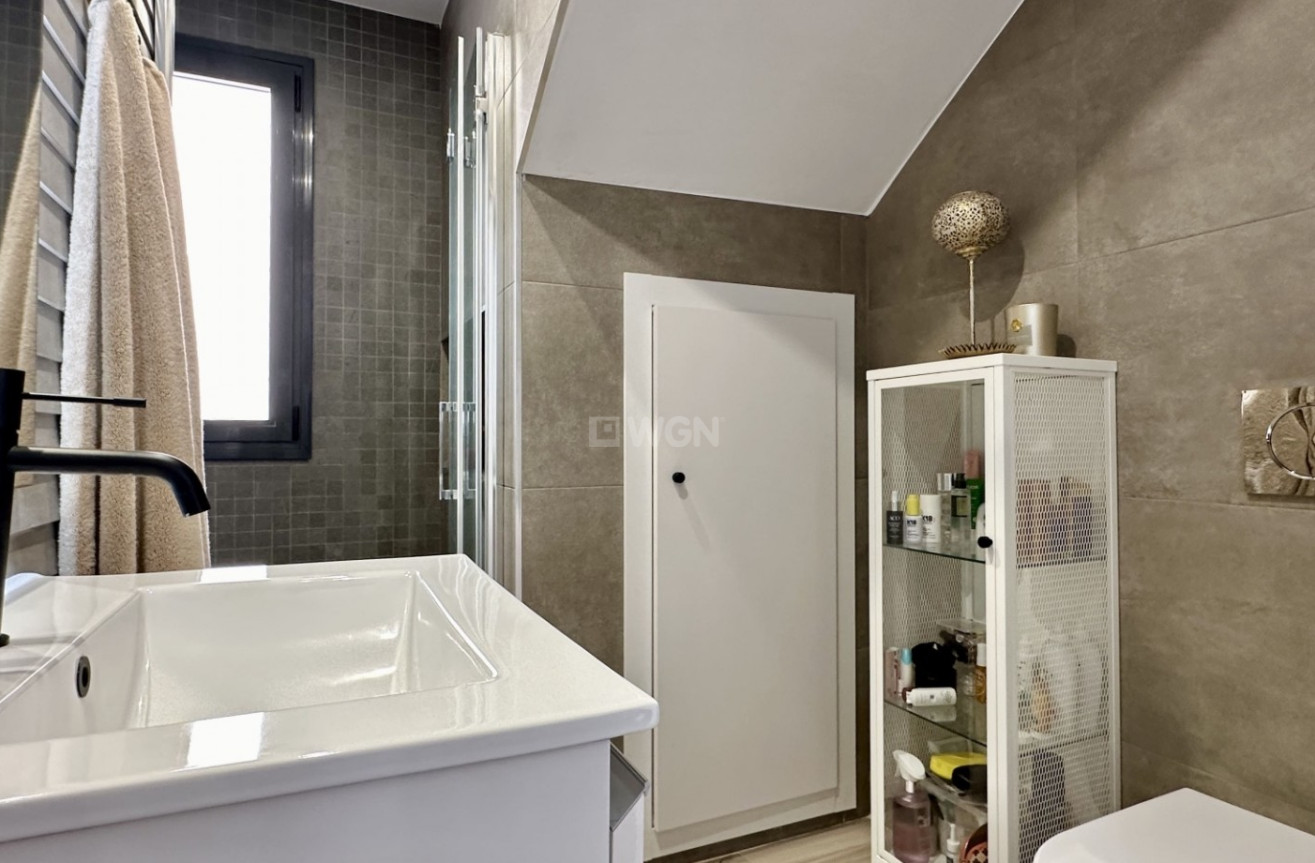 Resale - Villa - Orihuela Costa - Costa Blanca