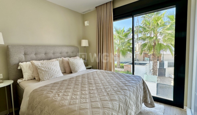 Resale - Villa - Orihuela Costa - Costa Blanca