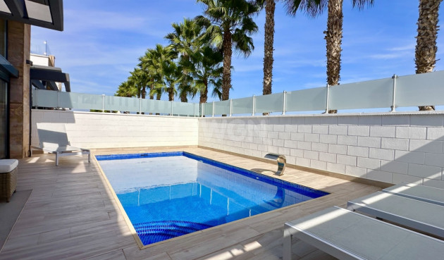 Resale - Villa - Orihuela Costa - Costa Blanca