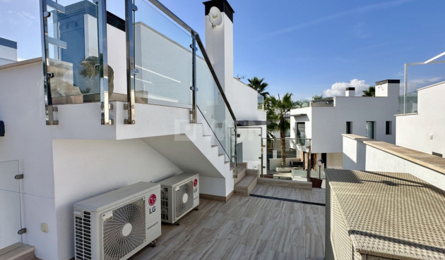 Resale - Villa - Orihuela Costa - Costa Blanca