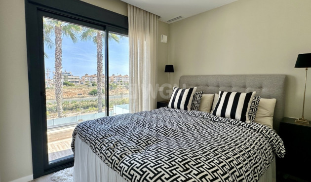 Resale - Villa - Orihuela Costa - Costa Blanca