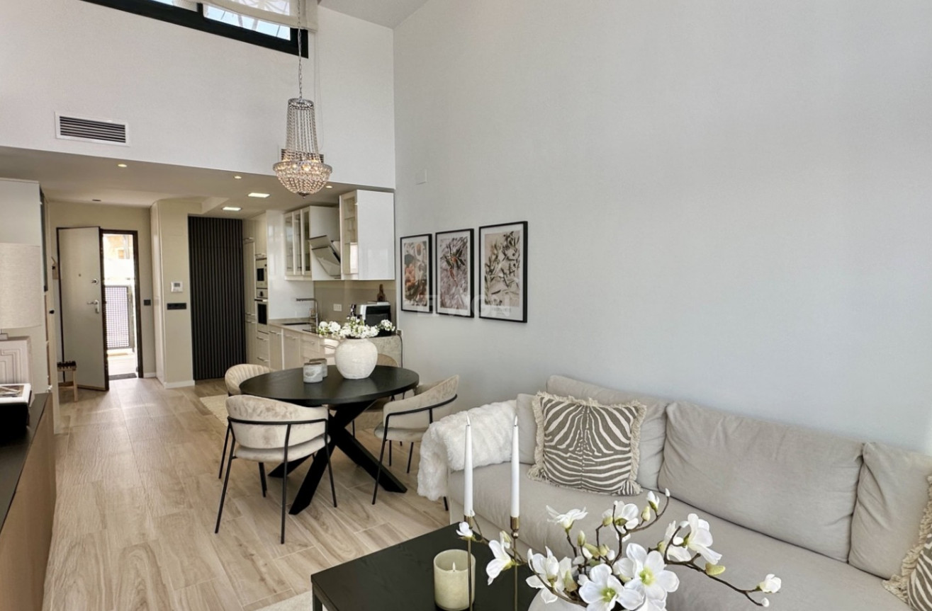 Resale - Villa - Orihuela Costa - Costa Blanca