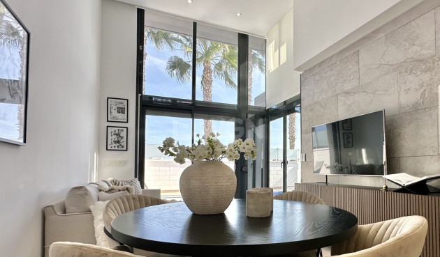 Resale - Villa - Orihuela Costa - Costa Blanca