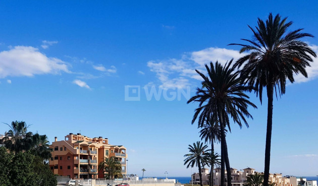 Odsprzedaż - Mieszkanie w bloku - Puerto de Mazarron - El Alamillo