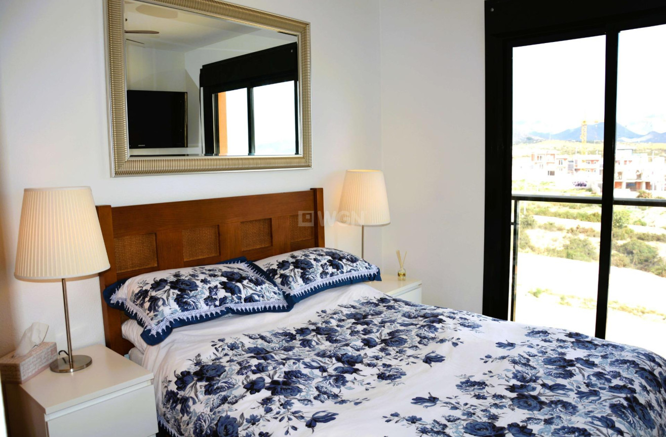 Odsprzedaż - Mieszkanie w bloku - Puerto de Mazarron - El Alamillo