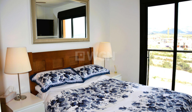 Odsprzedaż - Mieszkanie w bloku - Puerto de Mazarron - El Alamillo