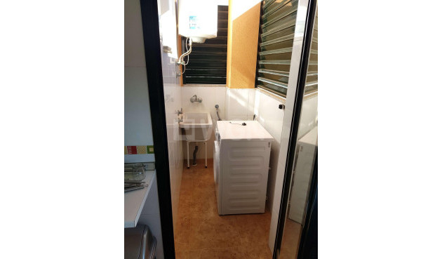 Odsprzedaż - Mieszkanie w bloku - Puerto de Mazarron - El Alamillo