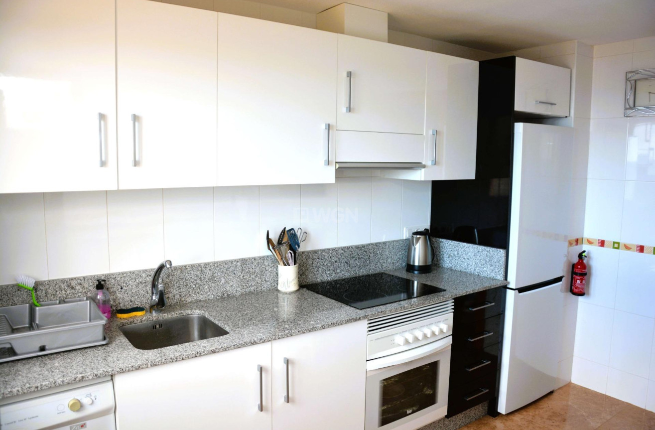 Odsprzedaż - Mieszkanie w bloku - Puerto de Mazarron - El Alamillo