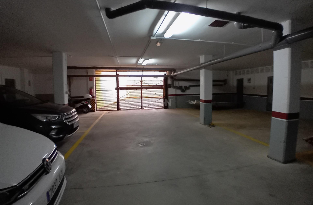 Odsprzedaż - Mieszkanie w bloku - Puerto de Mazarron - El Alamillo