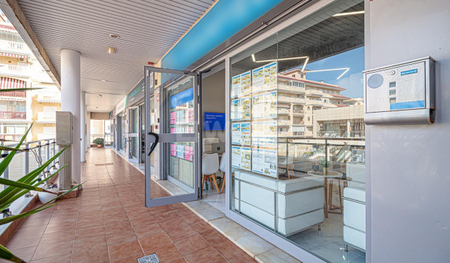 Resale - Commercial - Torrevieja - La Mata