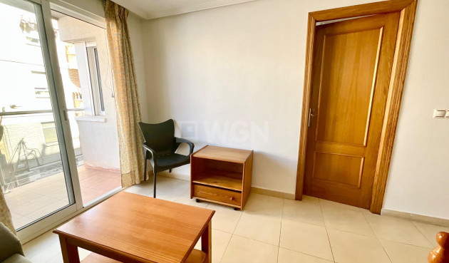 Resale - Apartment / flat - Torrevieja - Centro