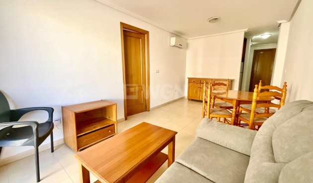 Resale - Apartment / flat - Torrevieja - Centro