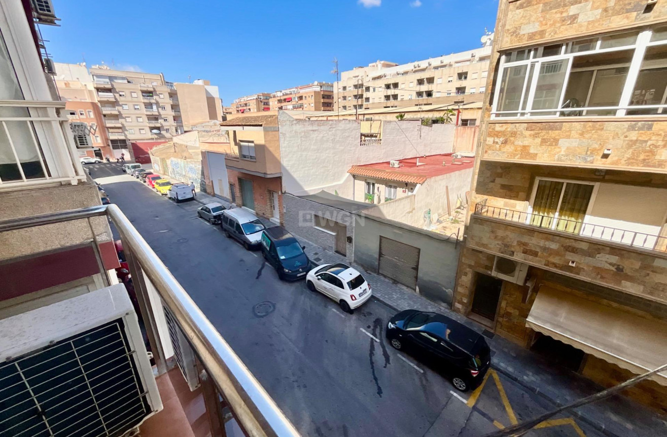 Resale - Apartment / flat - Torrevieja - Centro