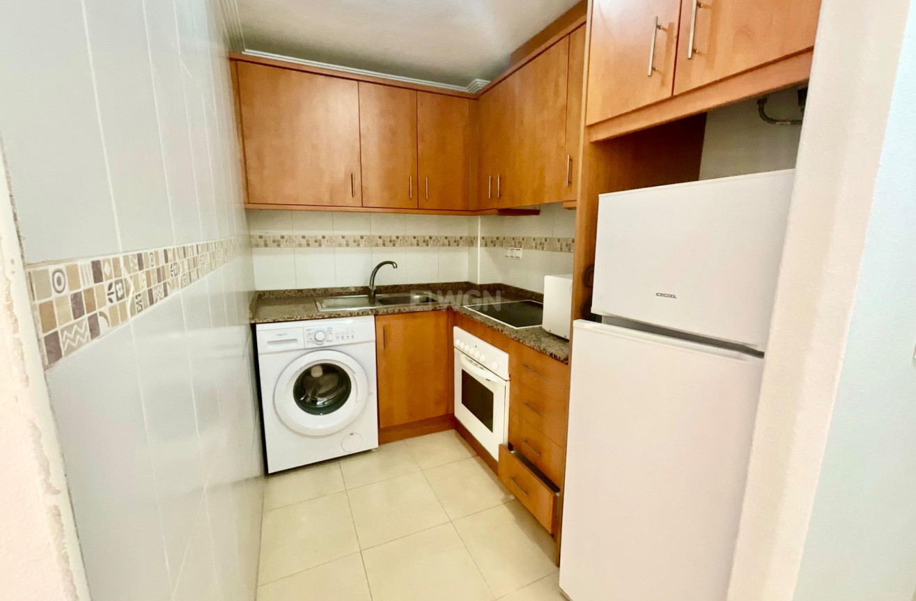Resale - Apartment / flat - Torrevieja - Centro