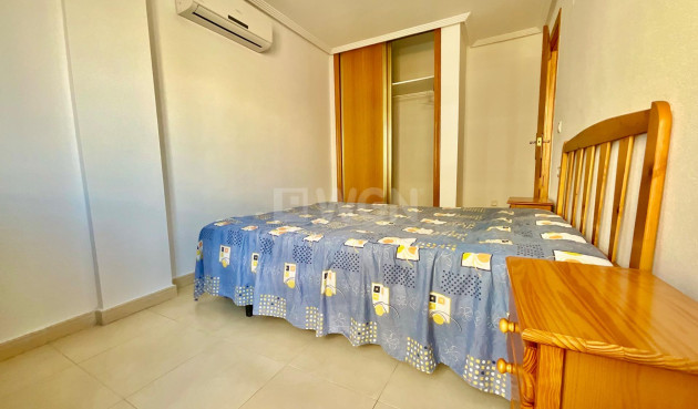 Resale - Apartment / flat - Torrevieja - Centro