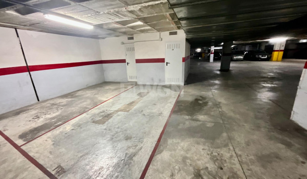 Resale - Apartment / flat - Torrevieja - Centro