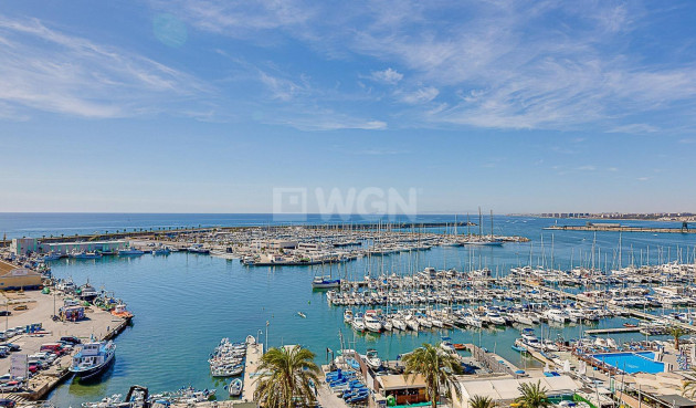 Resale - Apartment / flat - Torrevieja - Centro