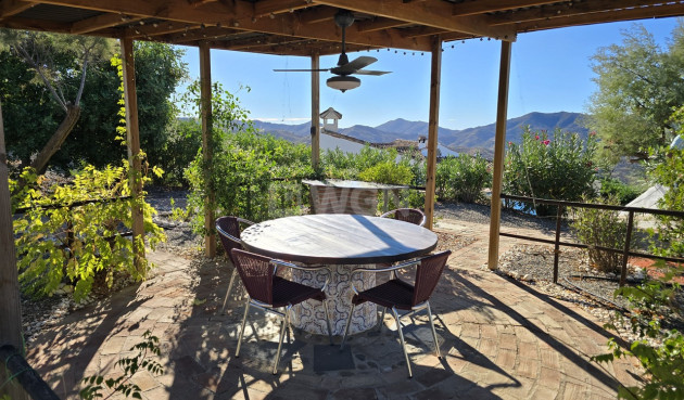 Resale - Villa - Canillas de Aceituno - Inland