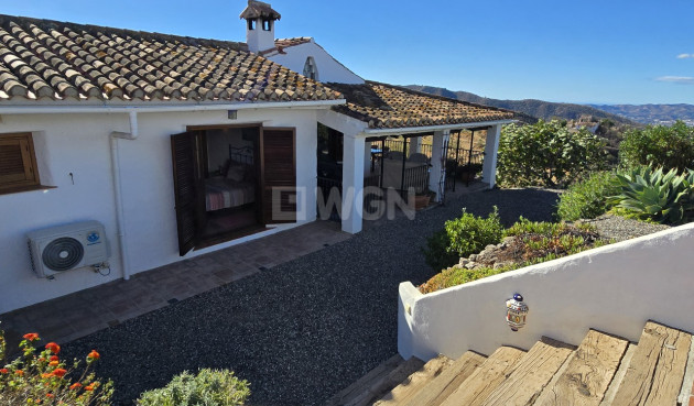 Resale - Villa - Canillas de Aceituno - Inland