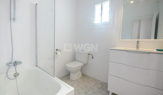 Resale - Villa - San Miguel de Salinas - Inland