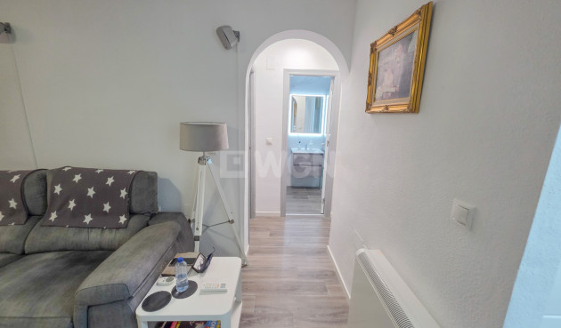 Odsprzedaż - Mieszkanie w bloku - Vistabella Golf Entre Naranjos - Inland