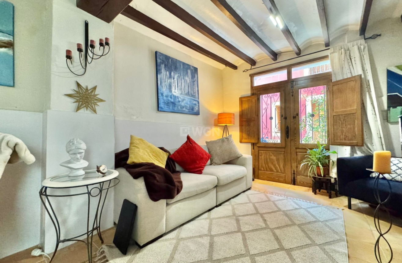 Odsprzedaż - Kamienica - Finestrat - Costa Blanca