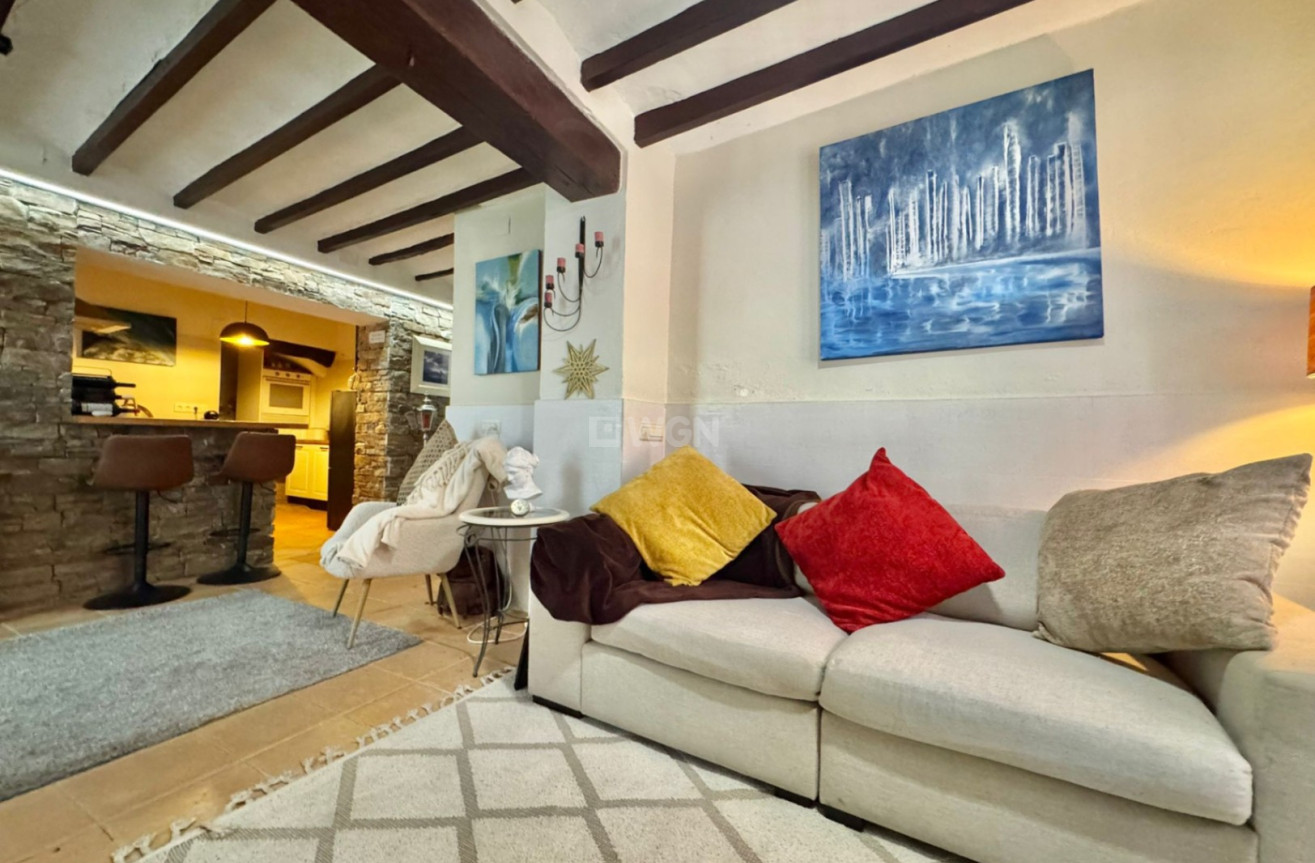 Odsprzedaż - Kamienica - Finestrat - Costa Blanca