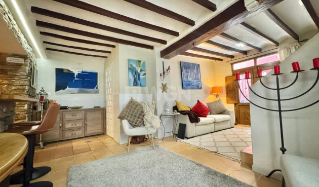 Odsprzedaż - Kamienica - Finestrat - Costa Blanca